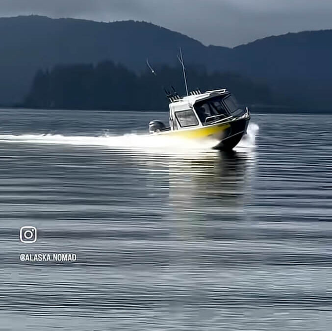 Hewescraft 210 Searunner ripping along Hesketh Island
